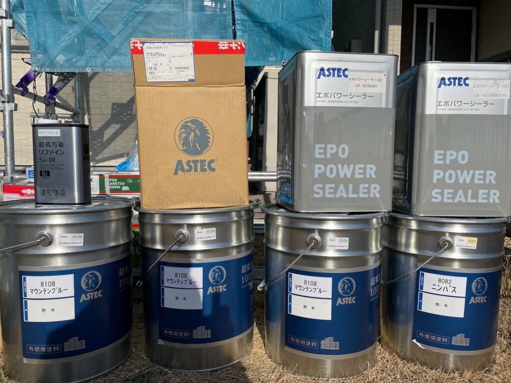 使用材料<br />
←外壁材料