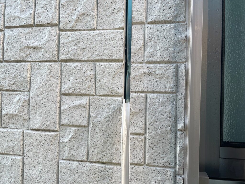 コーキング撤去