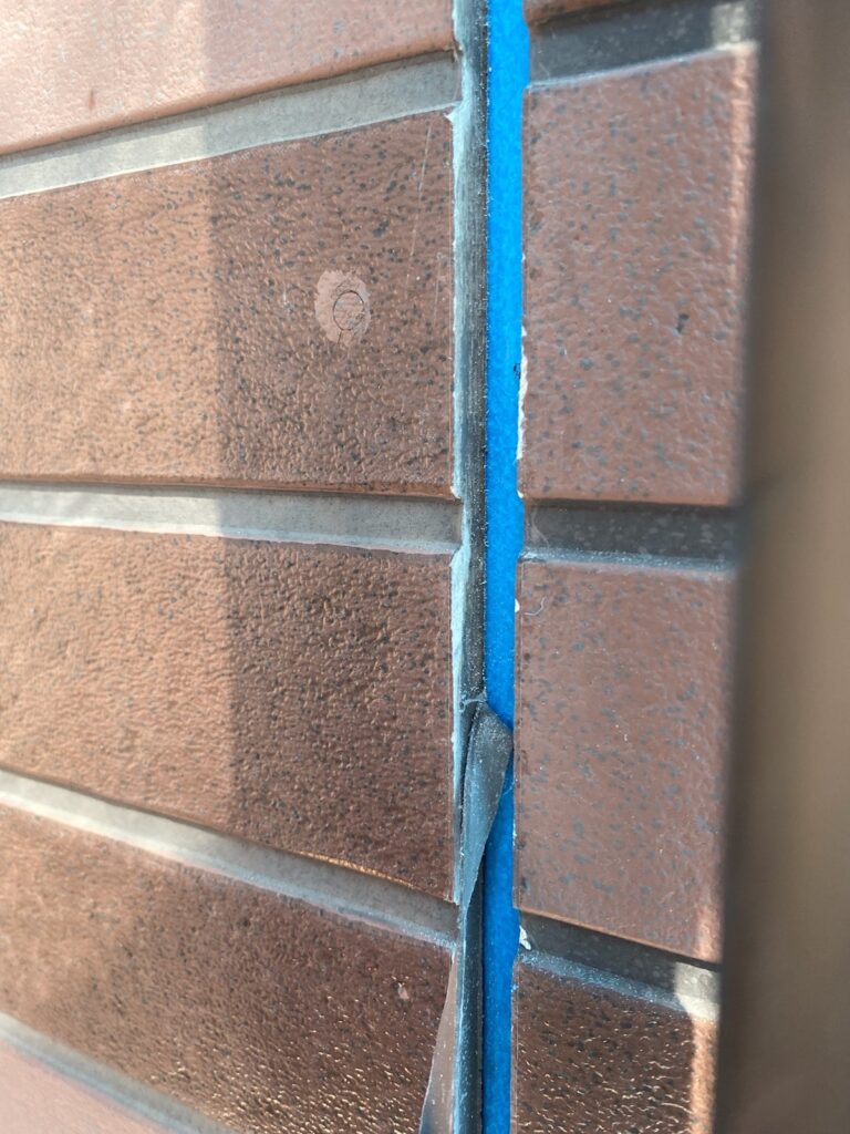 既存コーキング撤去