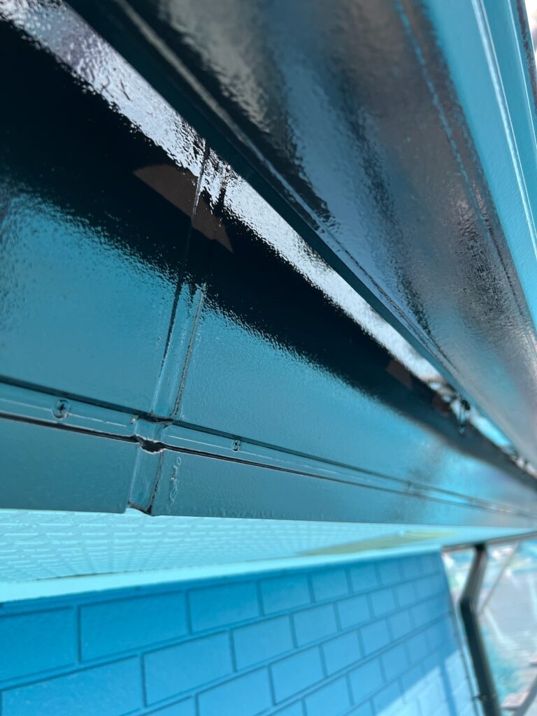 雨樋・鼻隠し上塗り