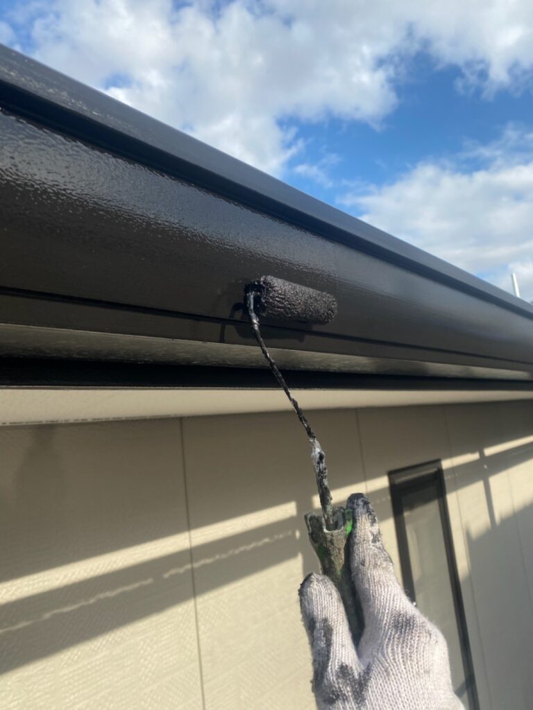 雨樋・鼻隠し上塗り