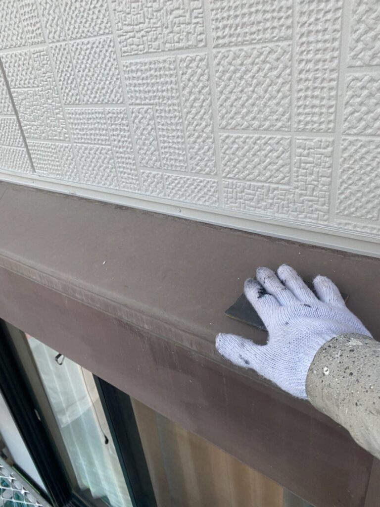 シャッターBOXケレン<br />
（下地調整）