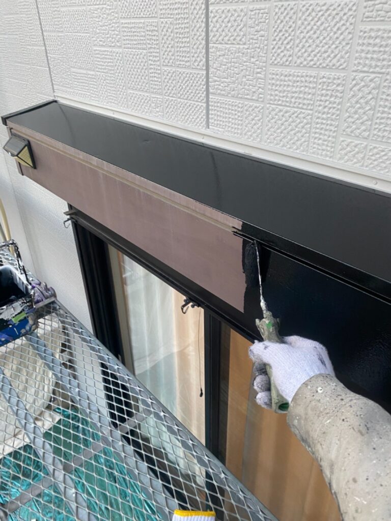 シャッターBOX中塗り