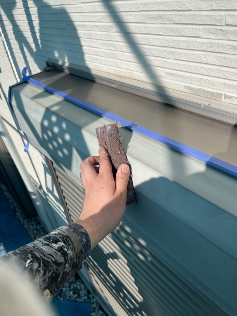 シャッターBOXケレン<br />
（下地調整）