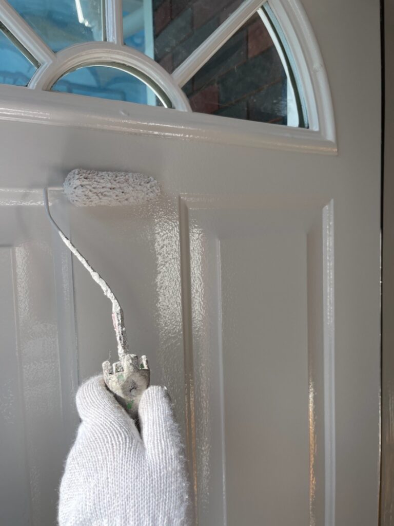 玄関ドア上塗り