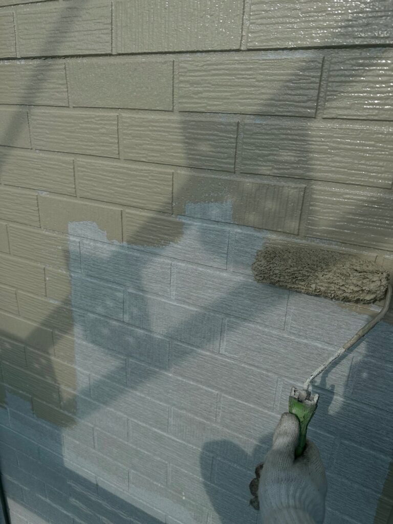 外壁中塗り（１F）