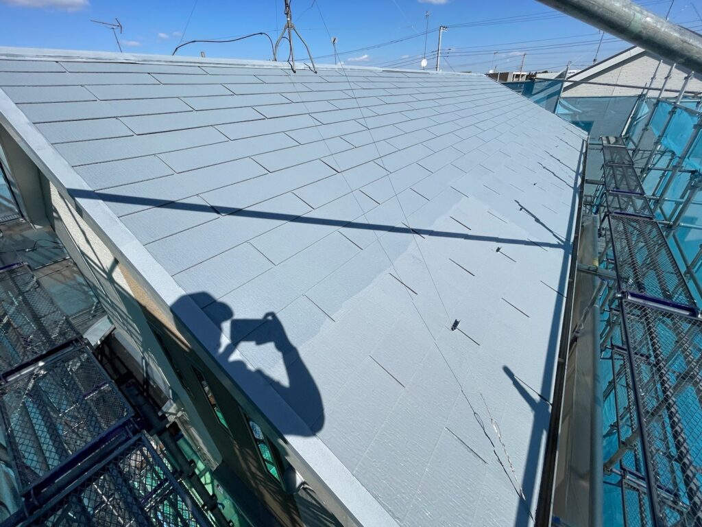 屋根下塗り完了