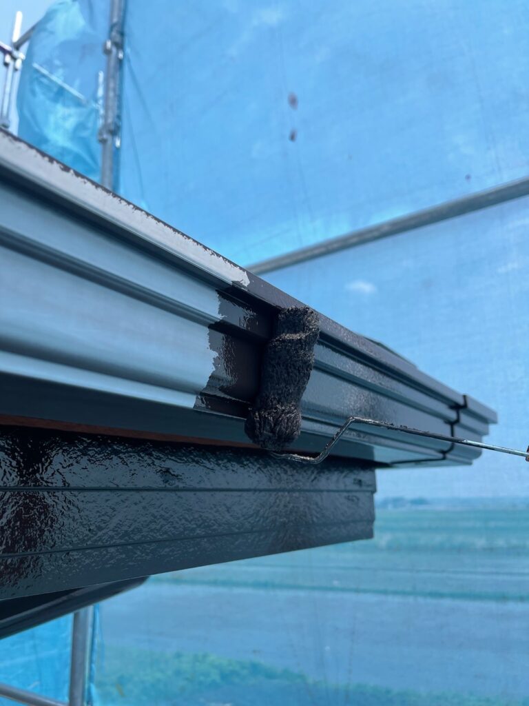 雨樋・鼻隠し/中塗り