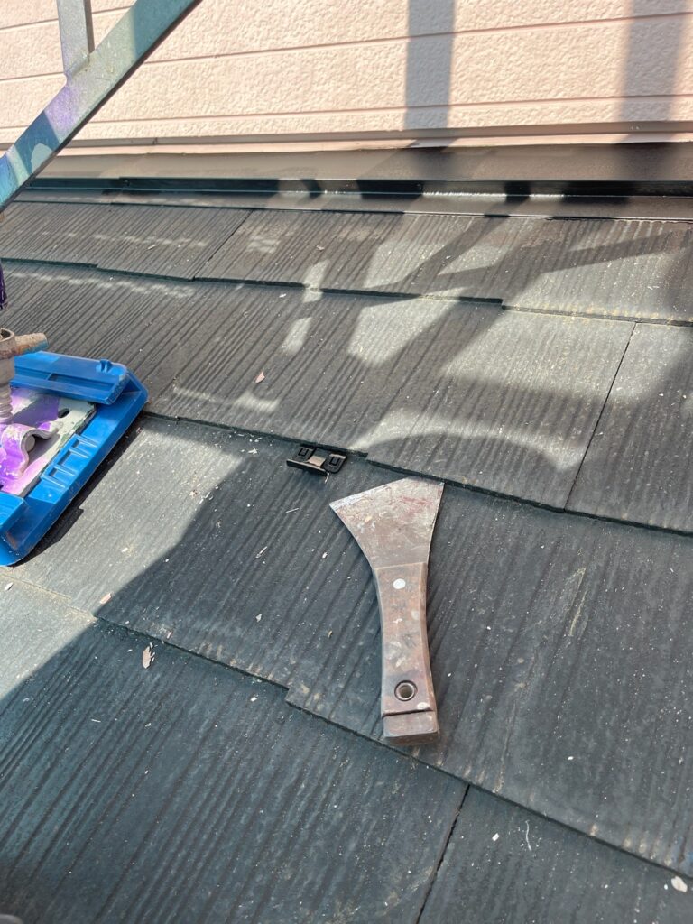 タスペーサー０１取り付け<br />
（雨漏れ防止の為）