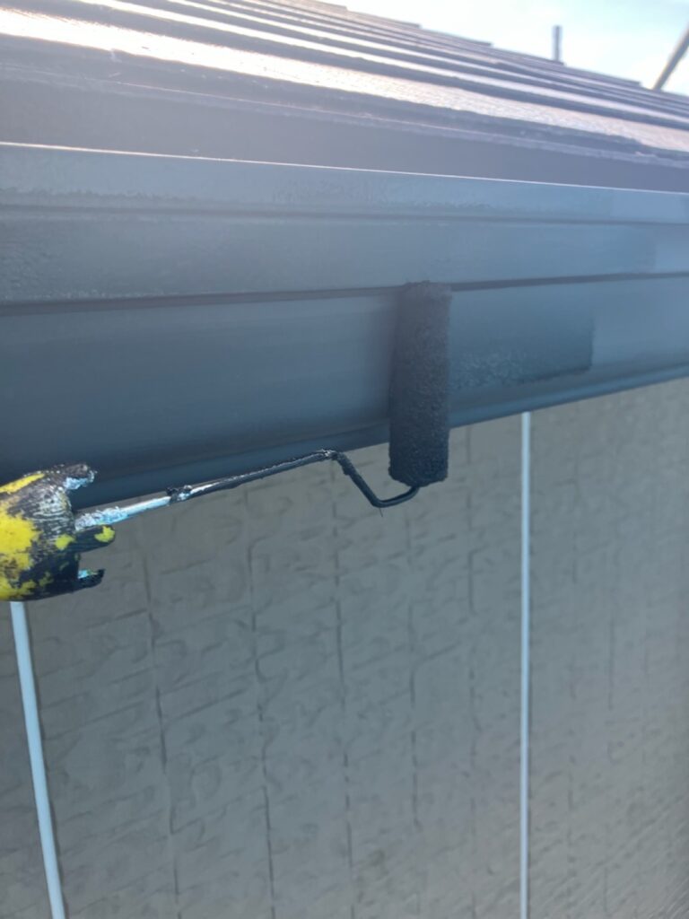 雨樋・鼻隠し中塗り