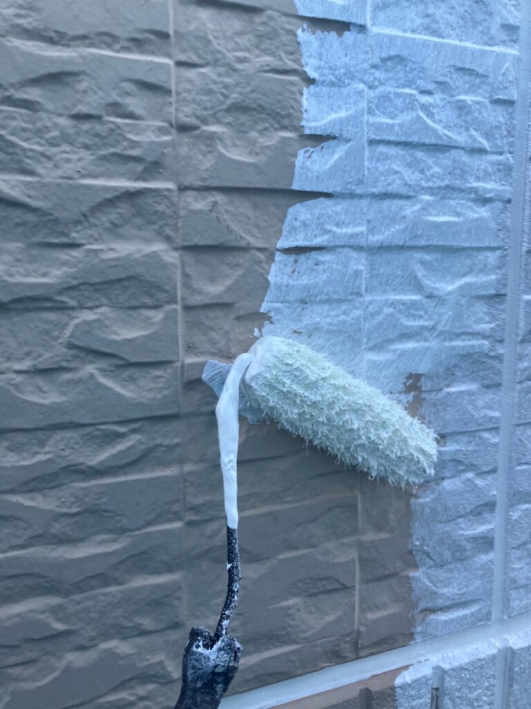 外壁下塗り