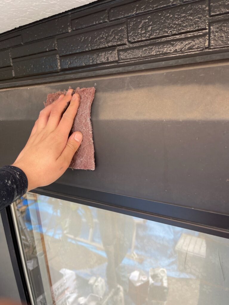 シャッターBOXケレン<br />
（下地調整）