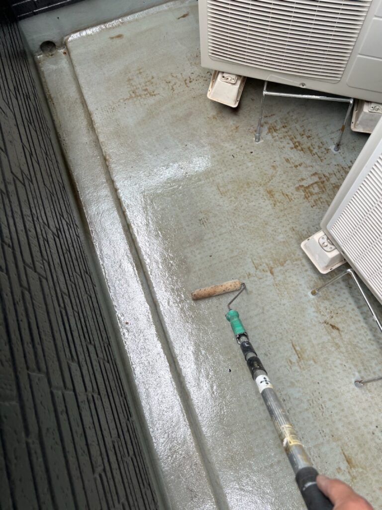 ベランダ床プライマー塗布