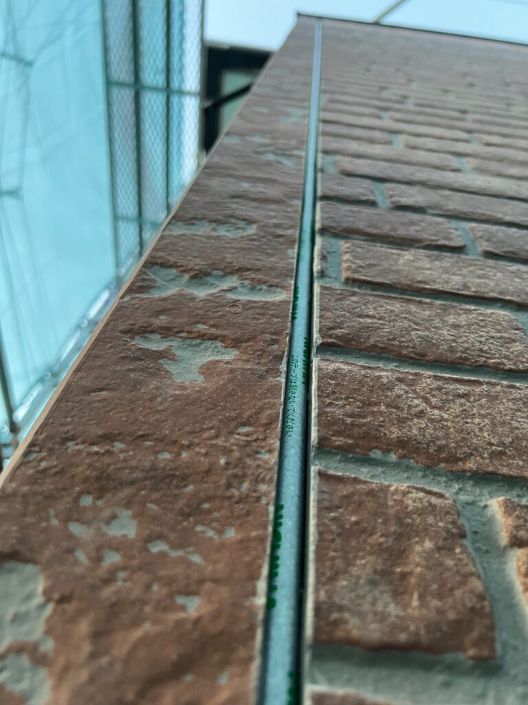 既存コーキング撤去後