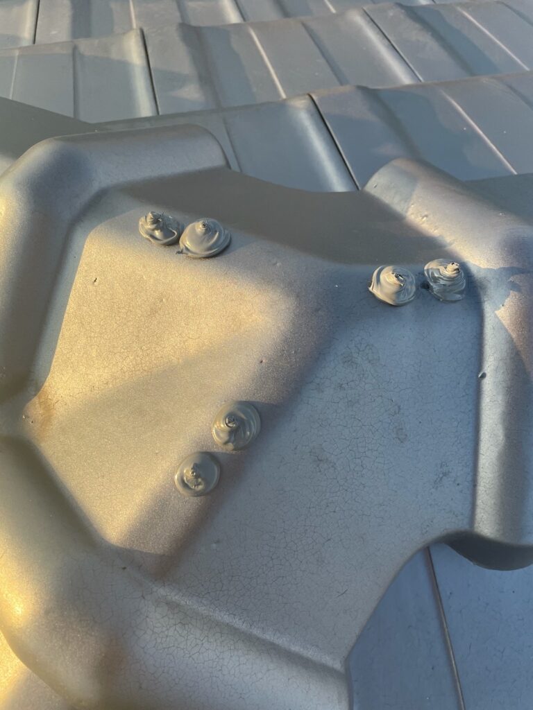 施工完了<br />
（これで釘が抜けることを防げます。）