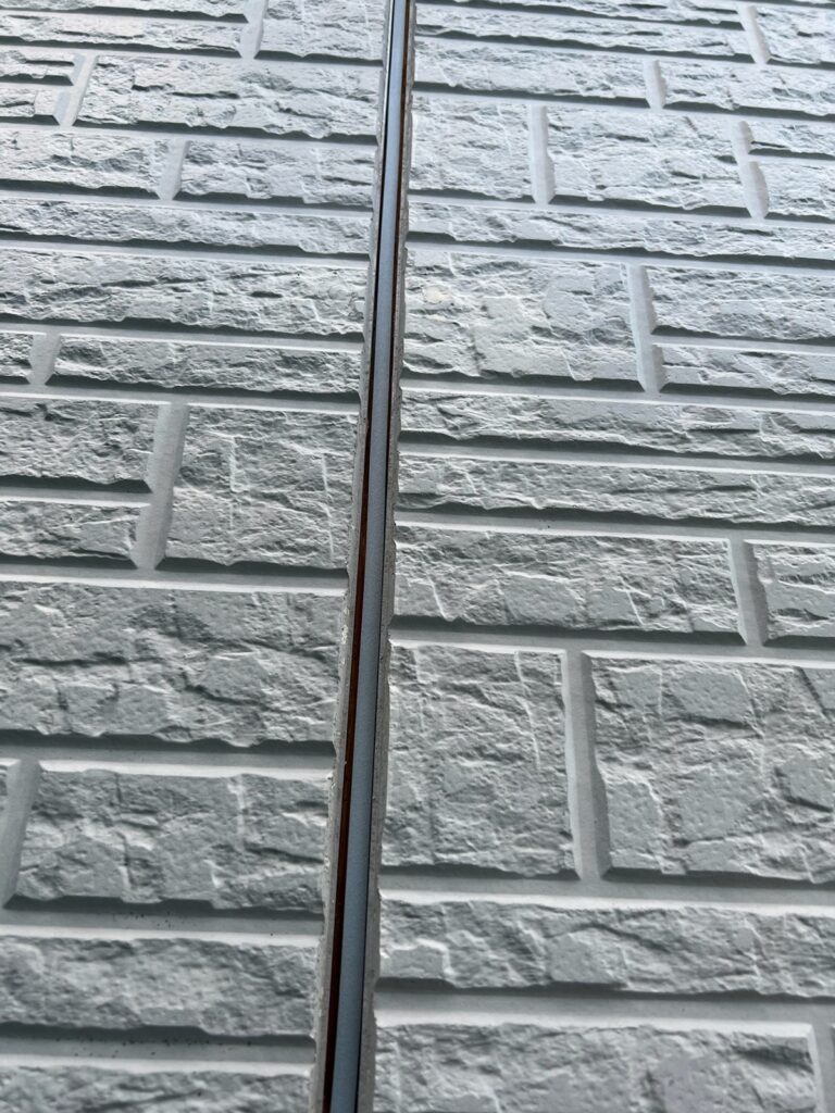 既存コーキング撤去