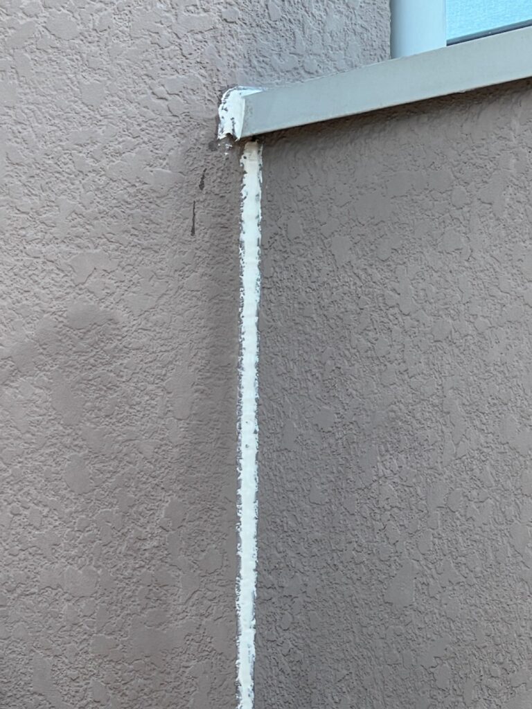 外壁のひび割れ補修