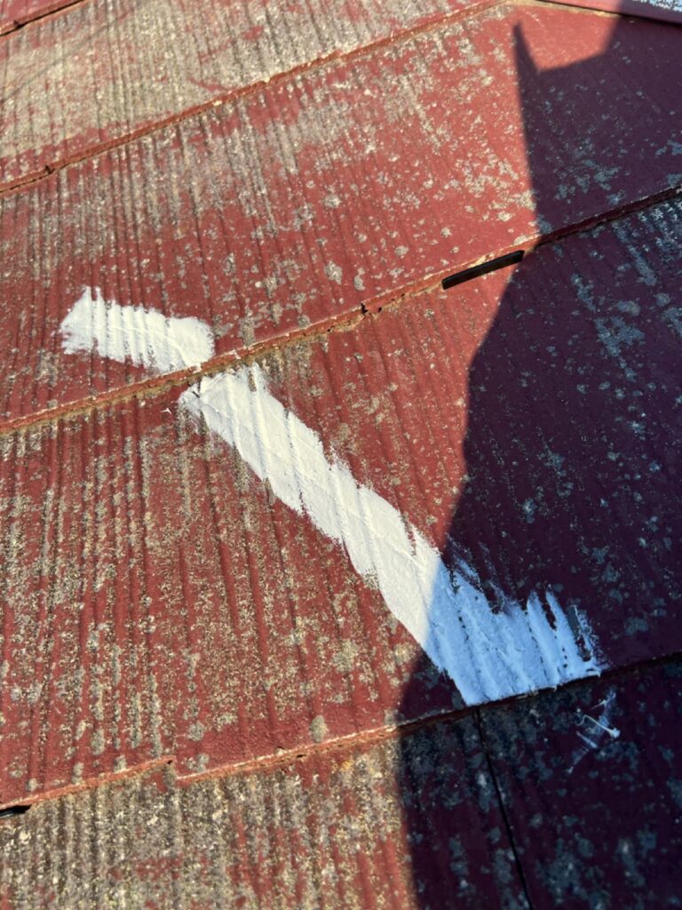 屋根ひび割れ補修