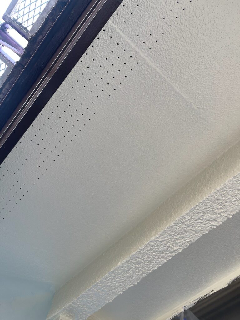 軒天上塗り（完了）