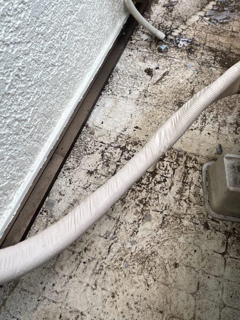 エアコンホース巻き（完了）