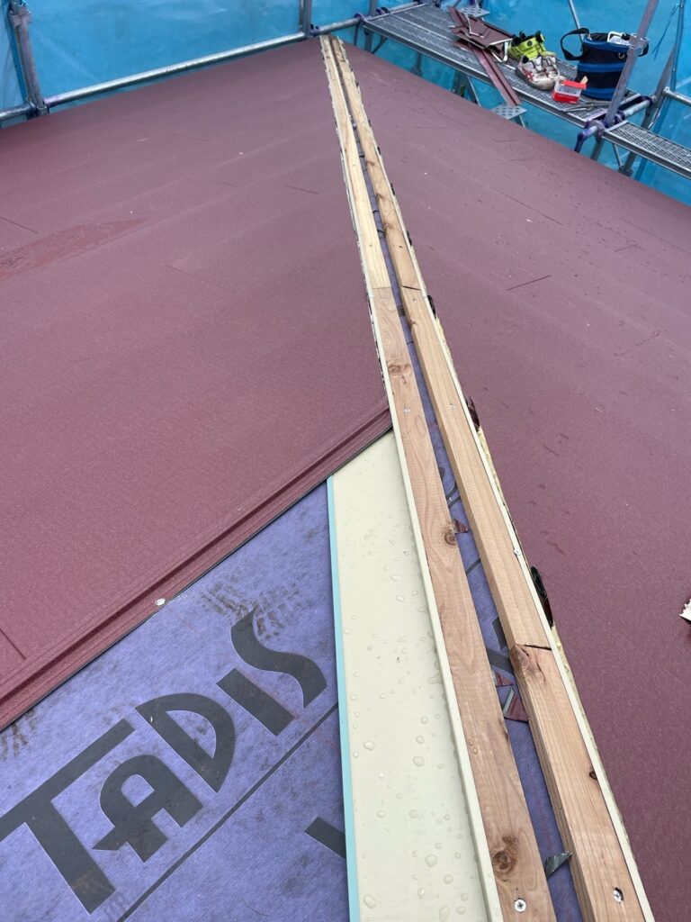 屋根本体取り付け