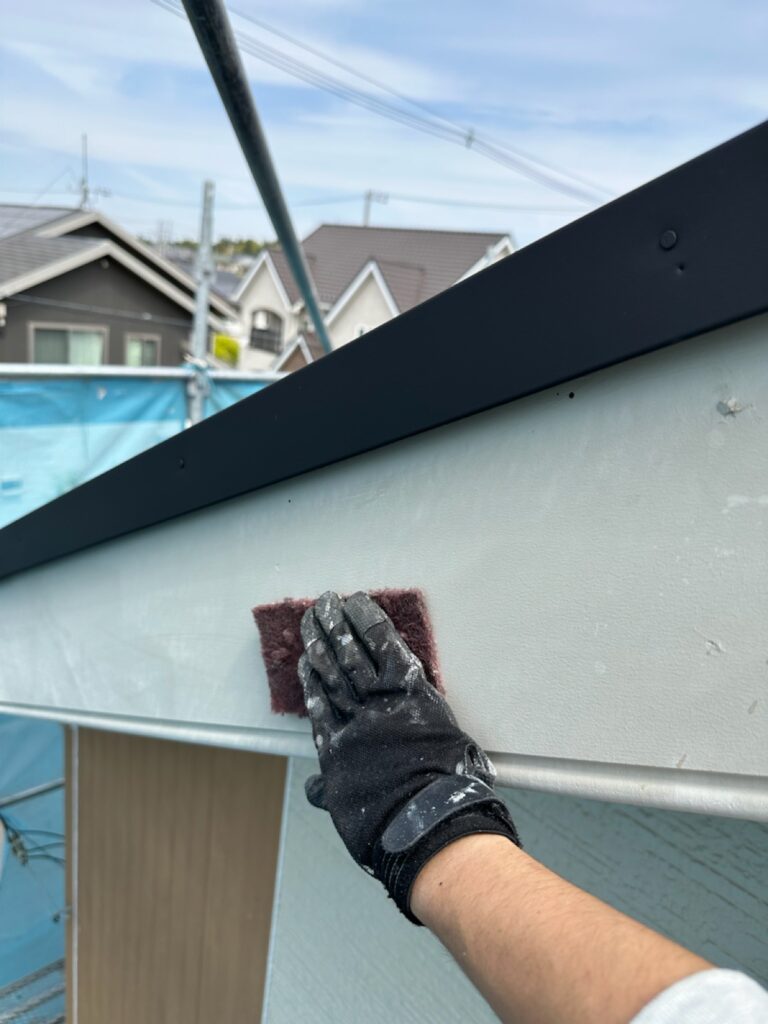 破風板ケレン（下地調整）