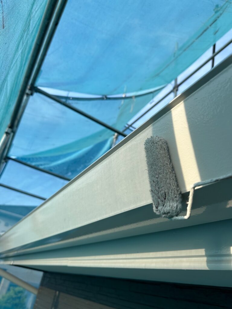 雨樋・鼻隠し上塗り（完了）