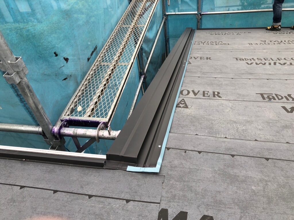 ケラバ取り付け