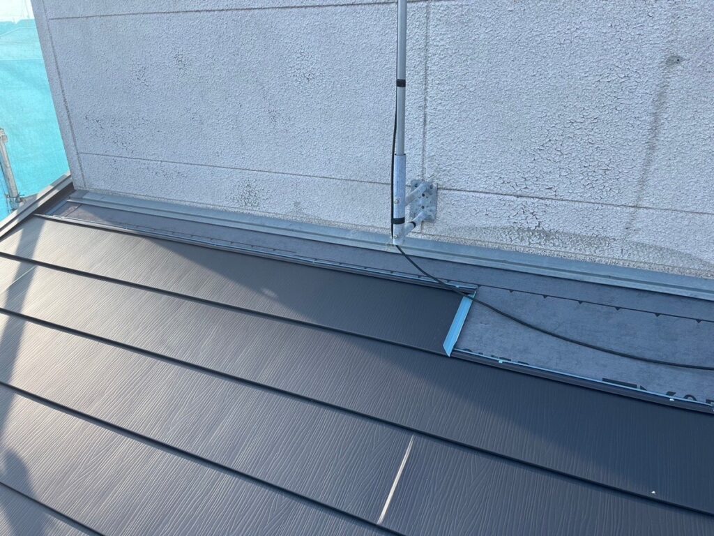 屋根本体取り付け