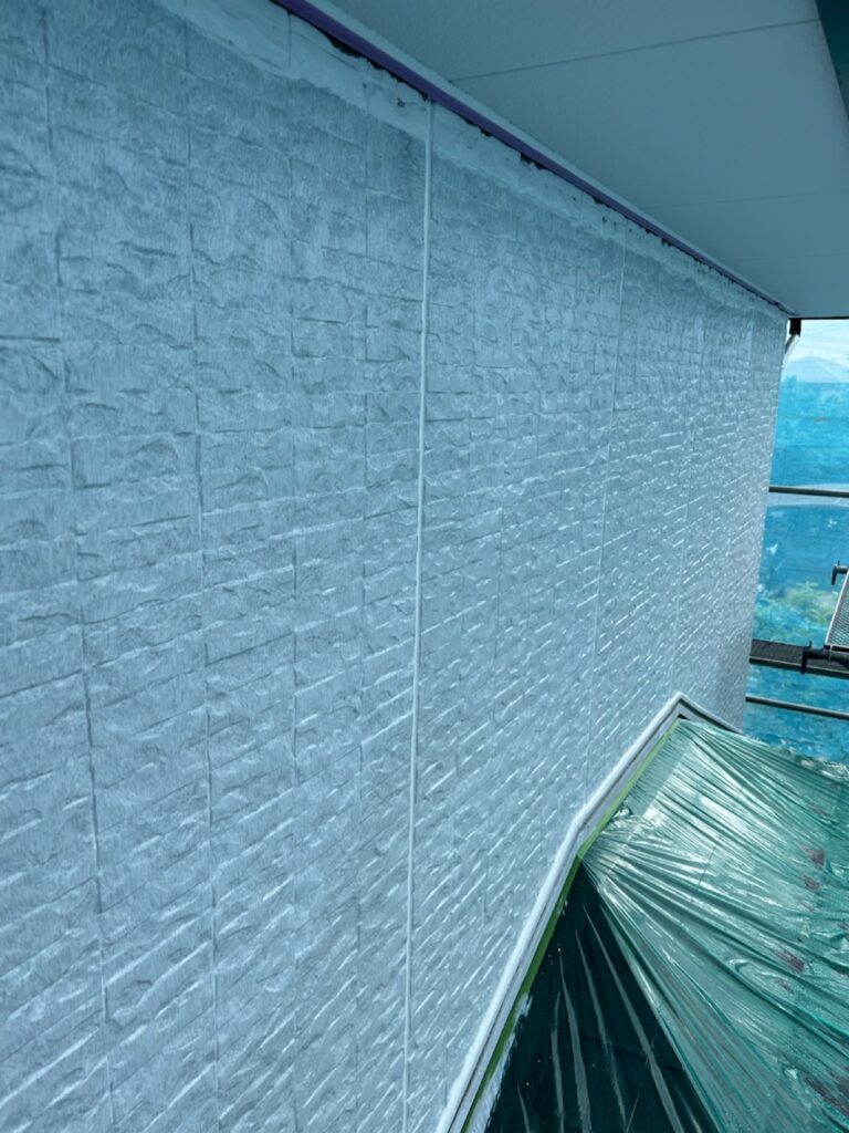 外壁下塗り（完了）