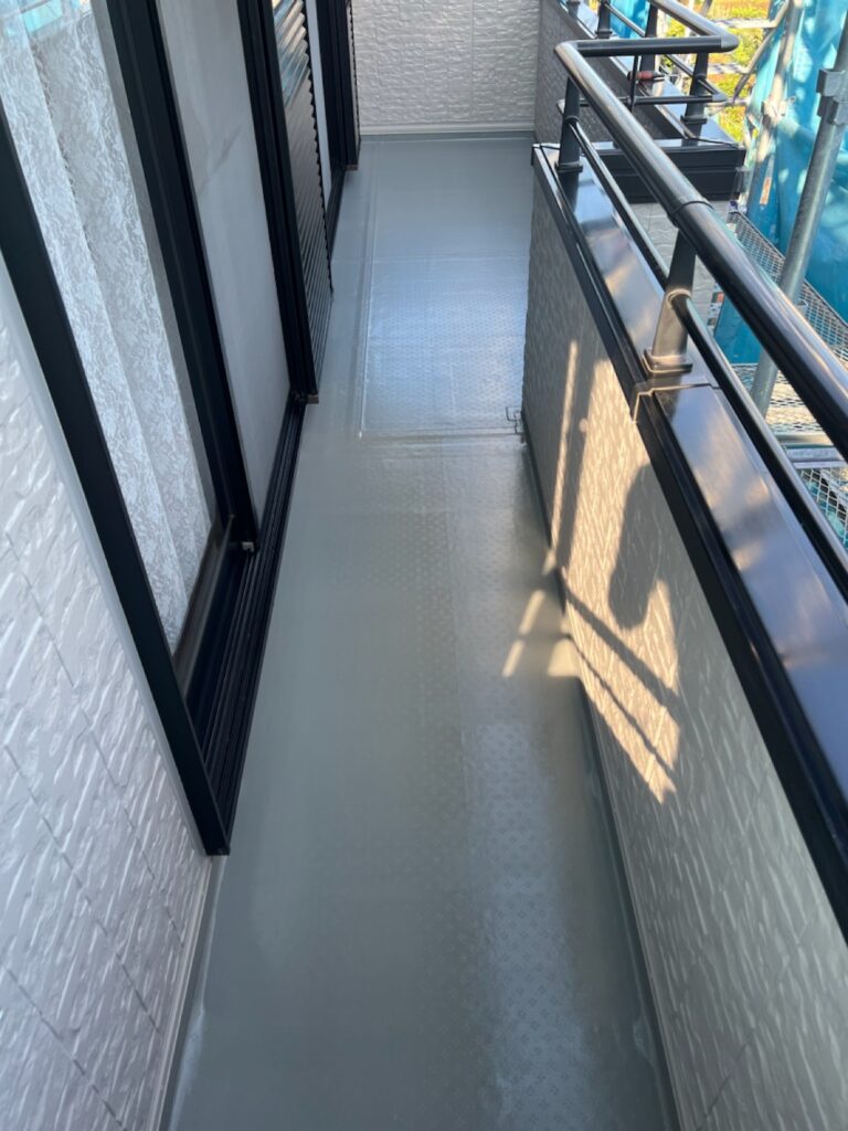 ベランダ床トップコート（完了）