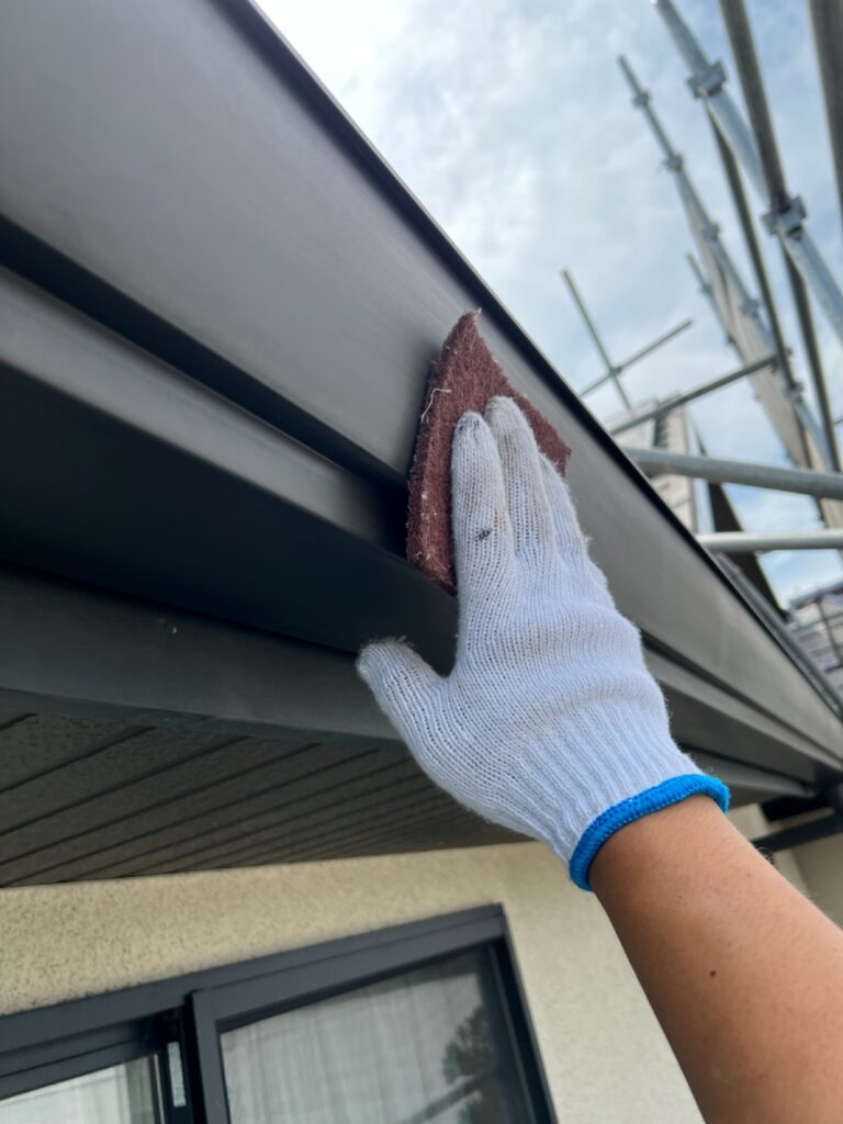 雨樋ケレン（下地調整）