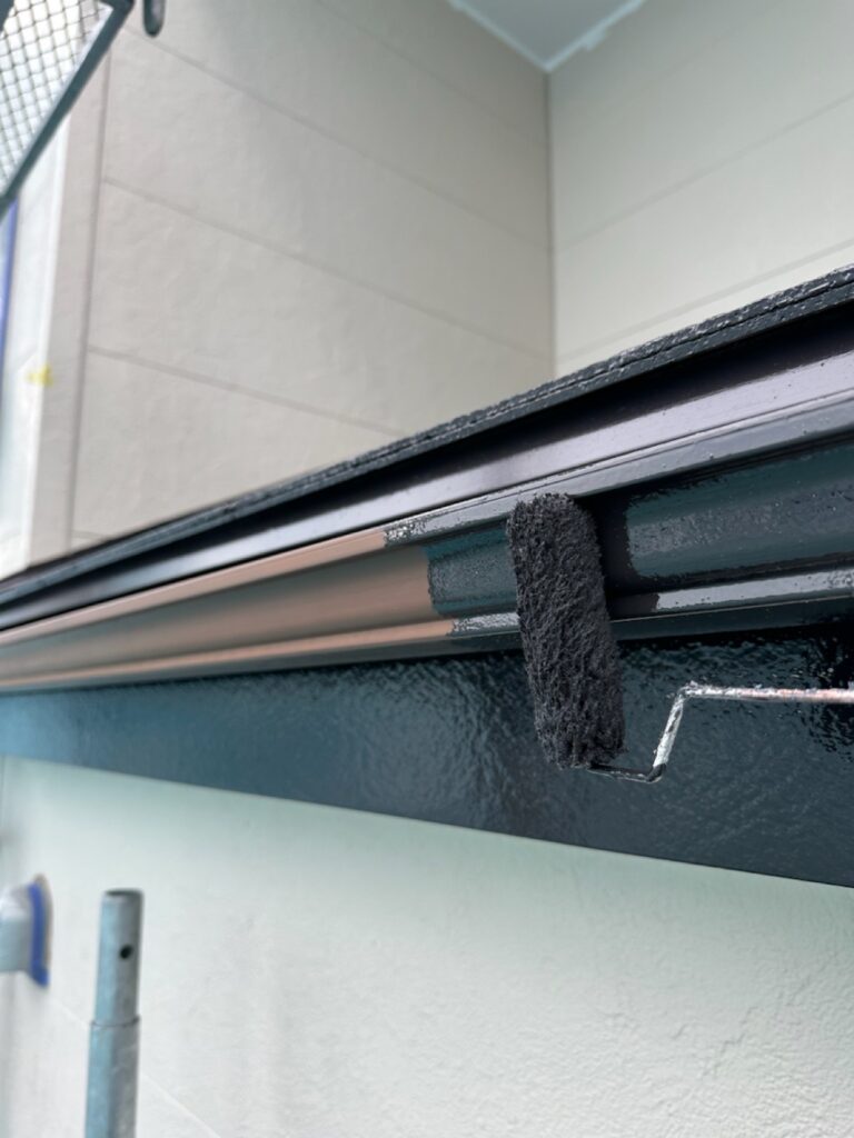 雨樋・鼻隠し中塗り