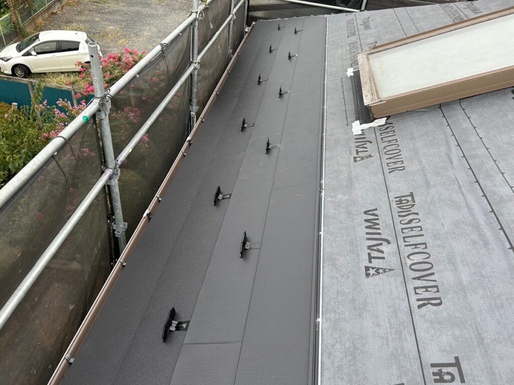 屋根本体取り付け