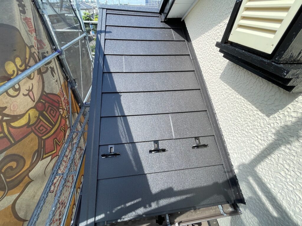 施工完了<br />
美しい屋根の完成です👍