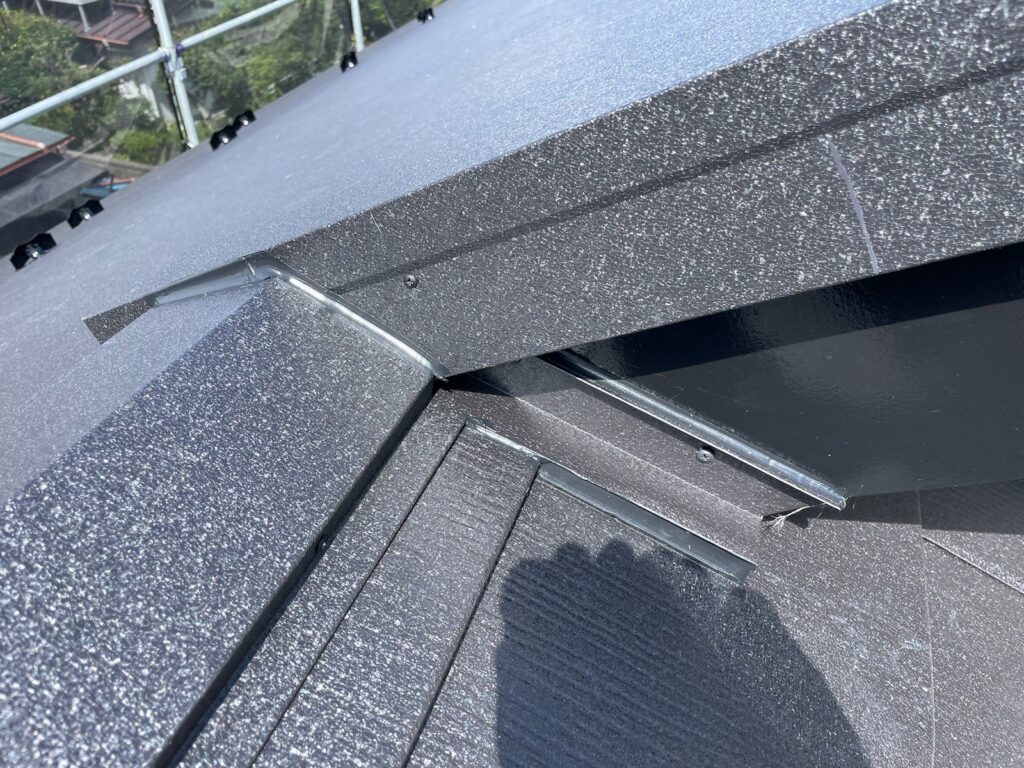 施工完了<br />
美しい屋根の完成です👍