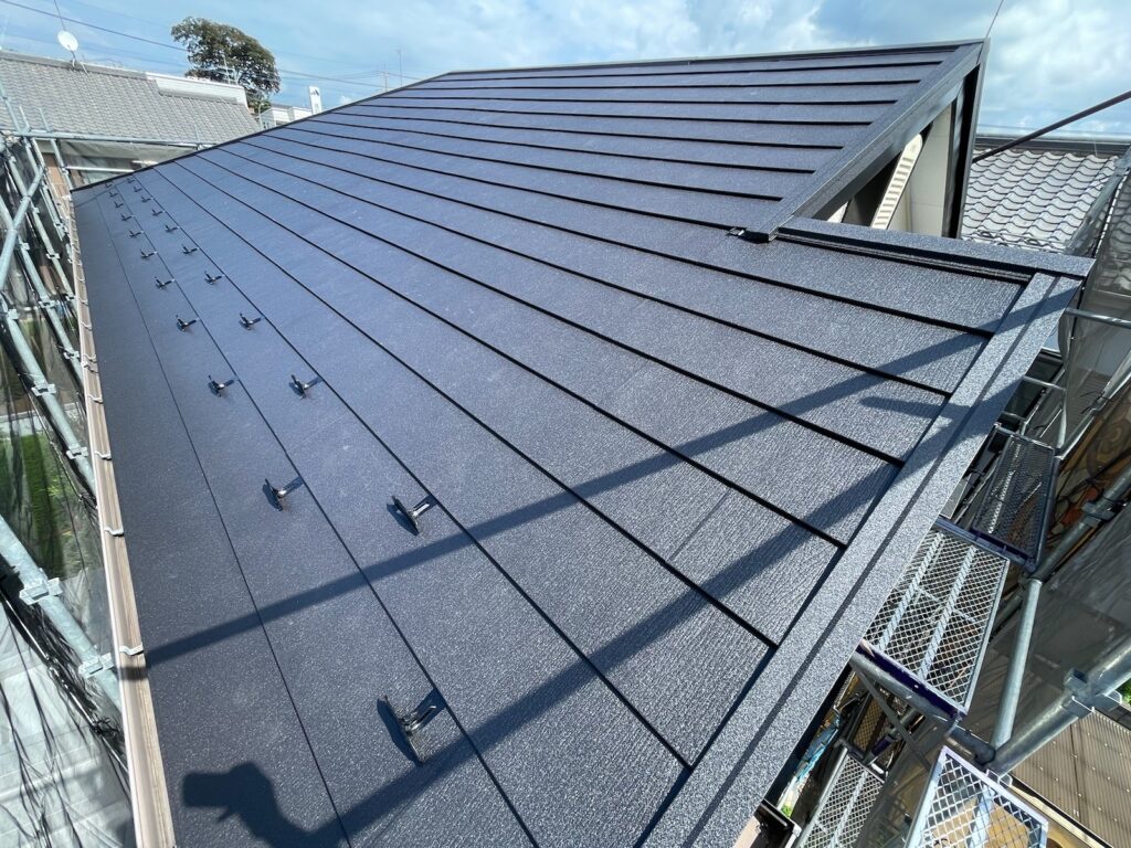 施工完了<br />
美しい屋根の完成です👍
