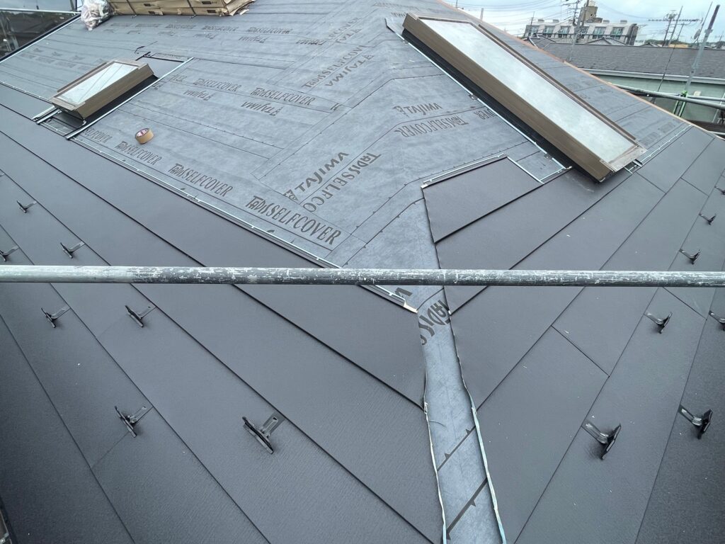 屋根本体取り付け