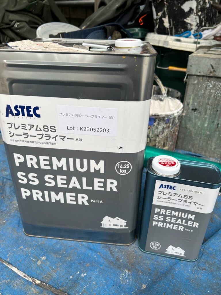 使用材料<br />
←外壁下塗り材料