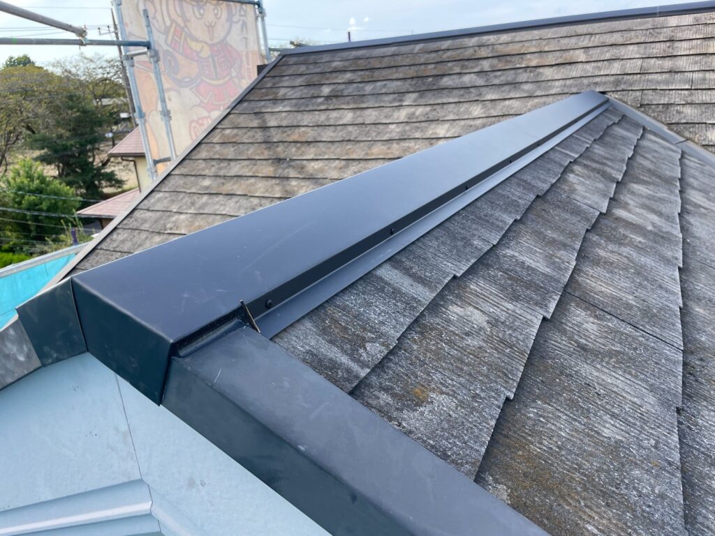 下地・棟板金取り付け