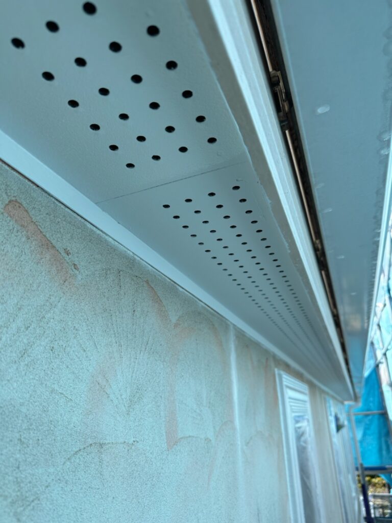 軒天上塗り(完了)