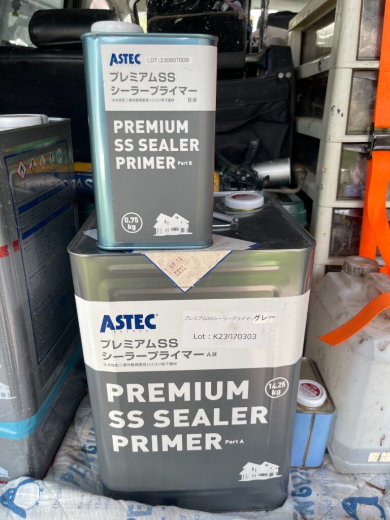 使用材料<br />
←外壁下塗り材料