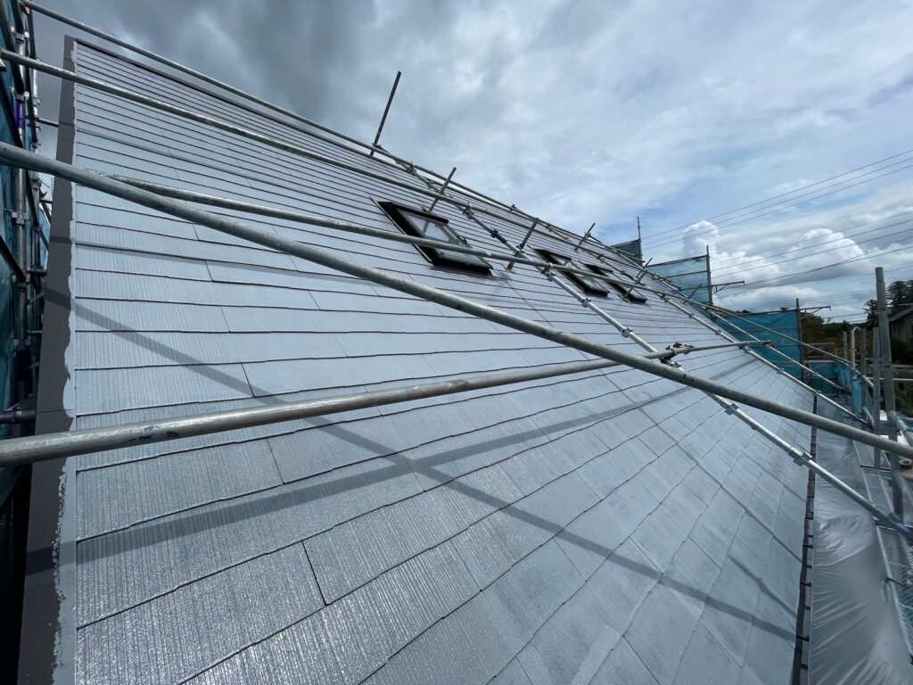 屋根下塗り（完了）