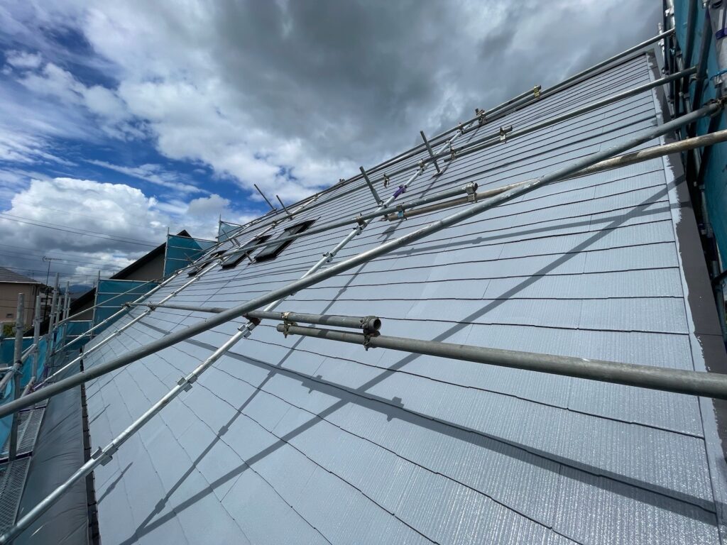 屋根下塗り（完了）