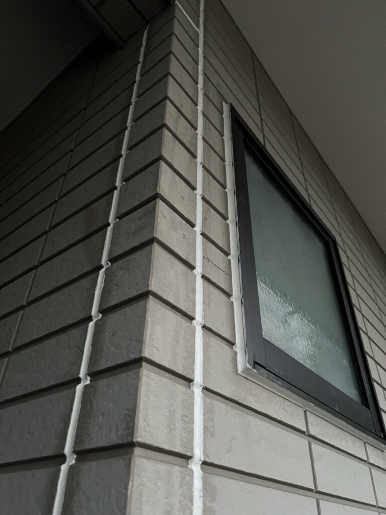 コーキング打ち込み（完了）