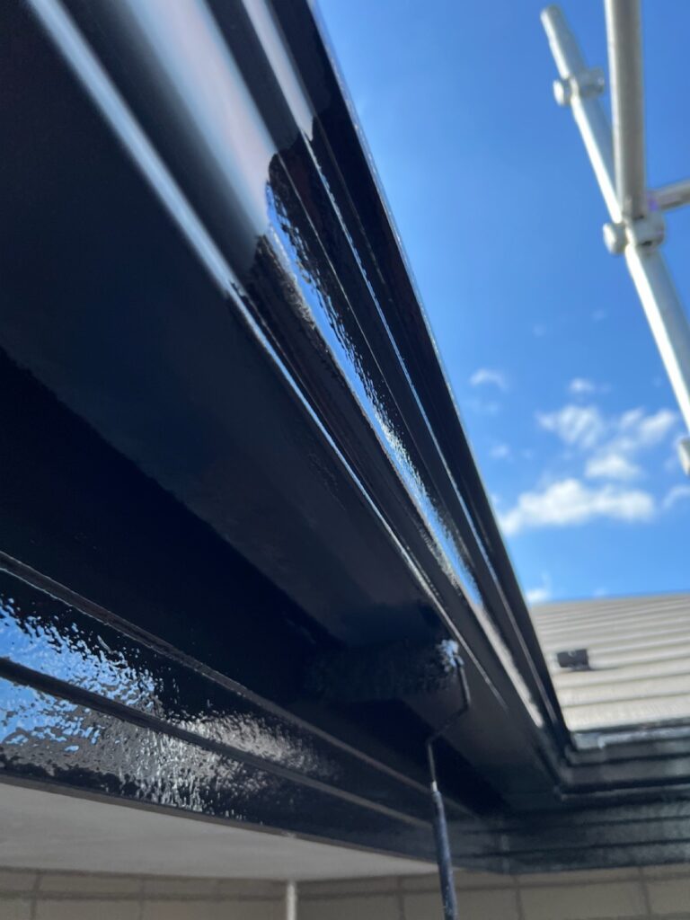 雨樋・鼻隠し中塗り