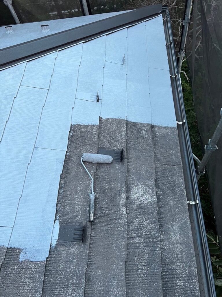 屋根下塗り