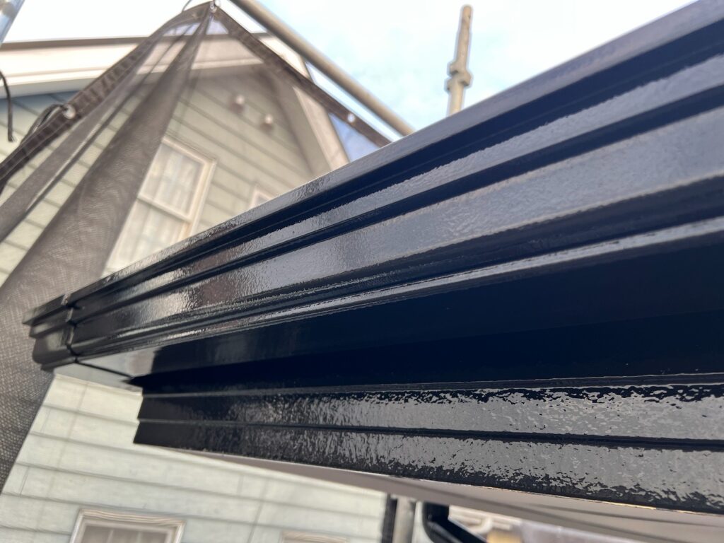 雨樋・鼻隠し上塗り（完了）