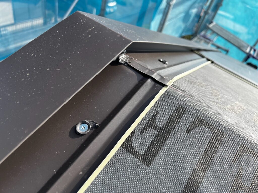 ケラバ取り付け