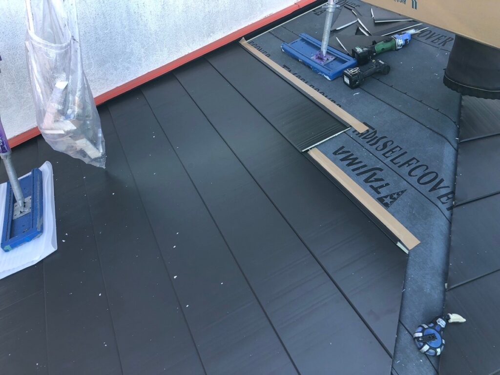 屋根本体取り付け